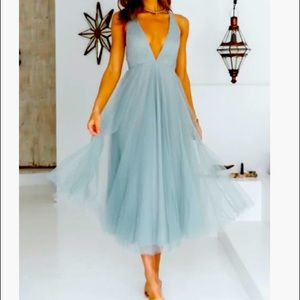 NWT Kiss the girl MIDI dress-Sage